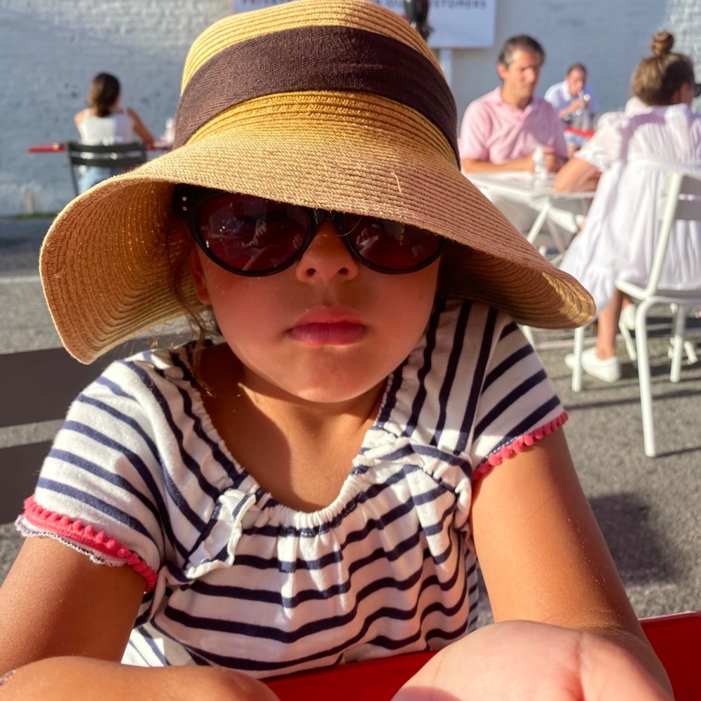 Meet your Posher, Lauren